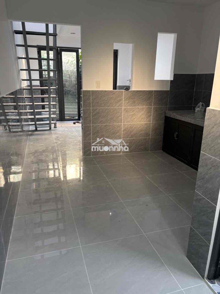 Nhà (mới ) cho nguyên căn giá 5tr5 ở chân cầu long kiểng nhà bè