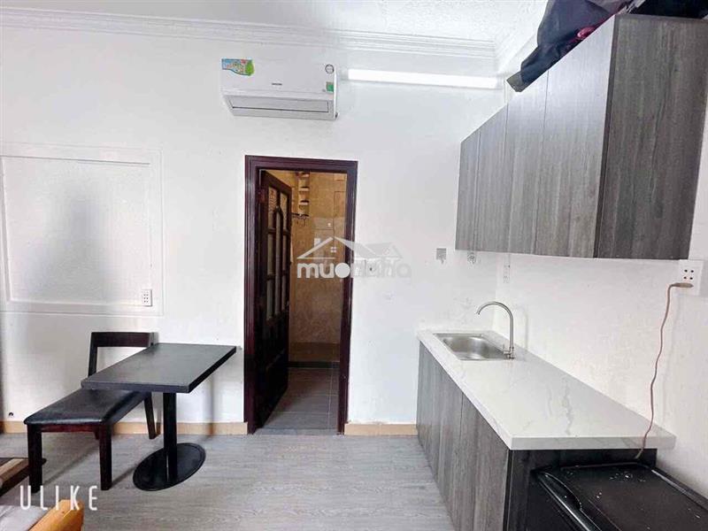 Pass phòng trọ ngay trung tâm q3. giáp q1 q5 dễ di chuyển qua lại