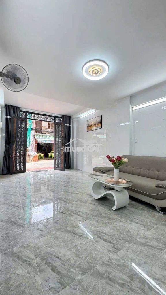 Cho thuê nhà mặt tiền chung cư cây mai q11 - 13trieu -2pn- xe tải
