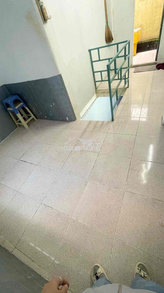 Nhà gần trường kế hẻm ôtô👉2tr5