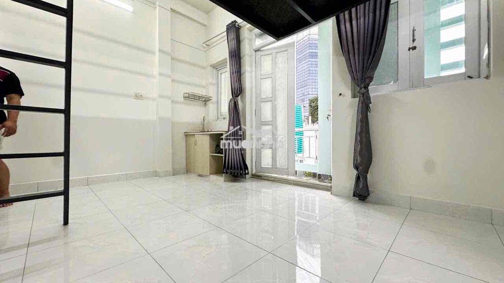 Nhà mới q1 ban công giá rẻ ở đc 3-4ng full nội thất tại trương hán siu - Ảnh 3