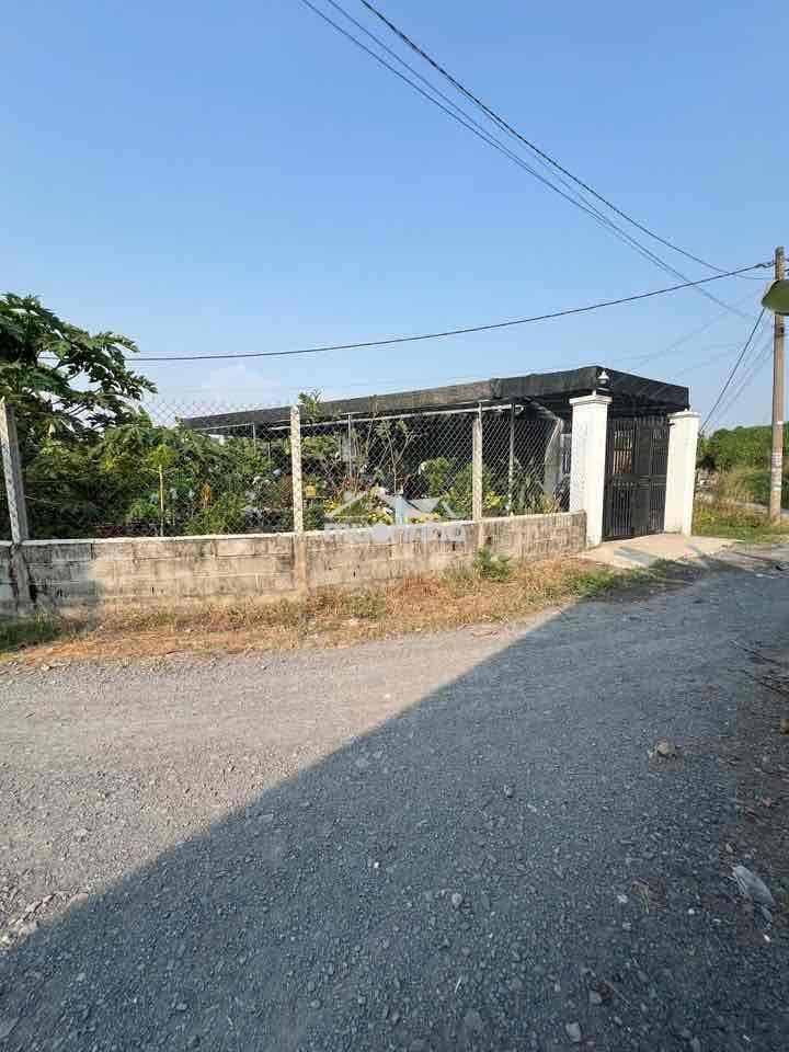 Cần bán nhà vườn tại mũi tàu tân phú trung củ chi