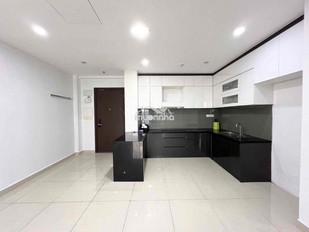 Căn hộ nội thất cơ bản thiết kế 3 phòng ngủ gần sân bay - Ảnh 4