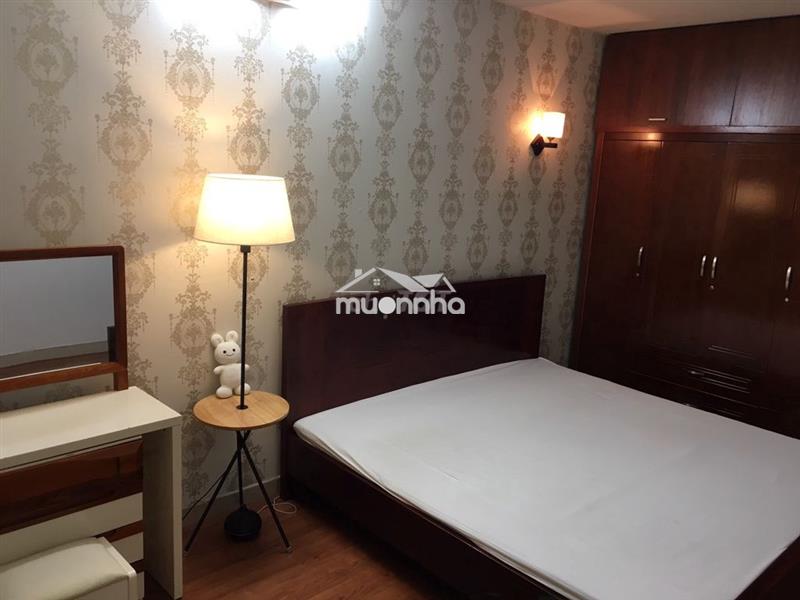 Bán căn chung cư hoàng hoa thám 3 53m2 giá 2,4 tỷ