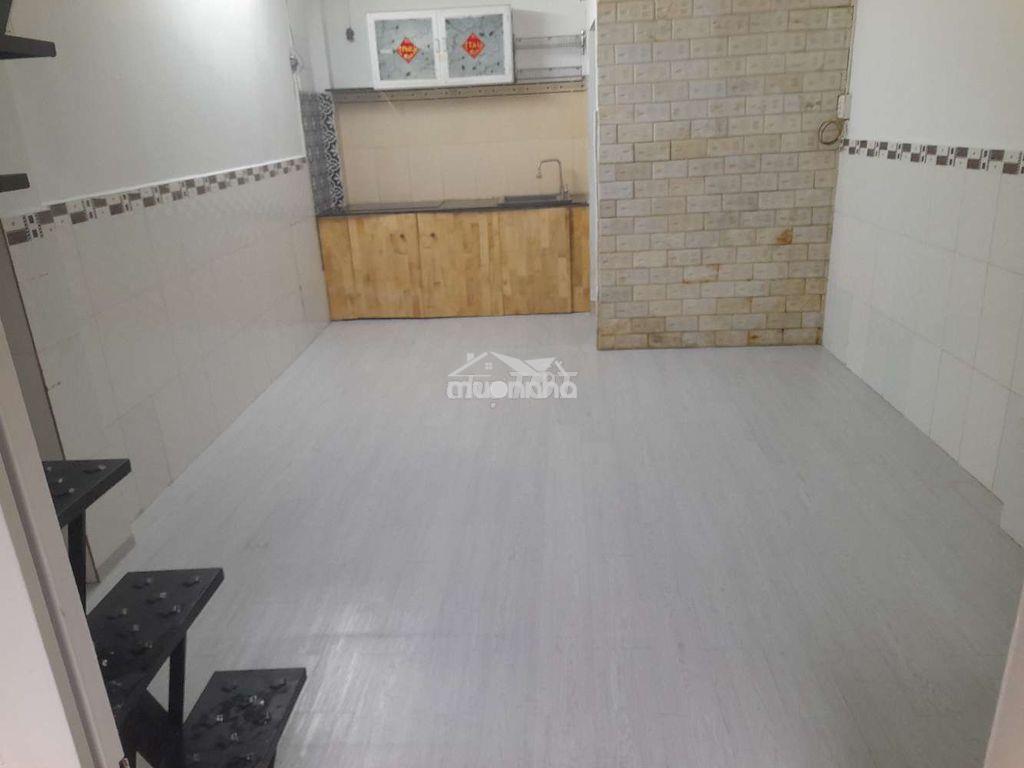 Cho thuê nhà 1 trệt 1 lầu có ban công trồng rau - Ảnh 2