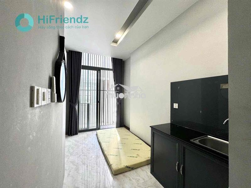 Studio ban công đón nắng siêu đẹp - thang máy, full nội thất gần q5 q8