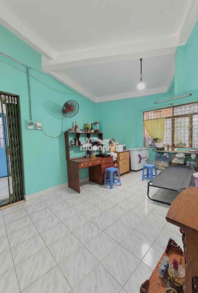 Căn 80m2- lầu 2