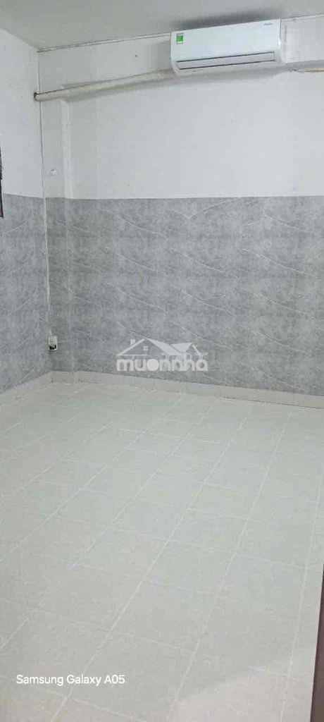 Cho thuê tầng 1 cc sơn kỳ dt56m 7tr3 2pn 1wc - Ảnh 3