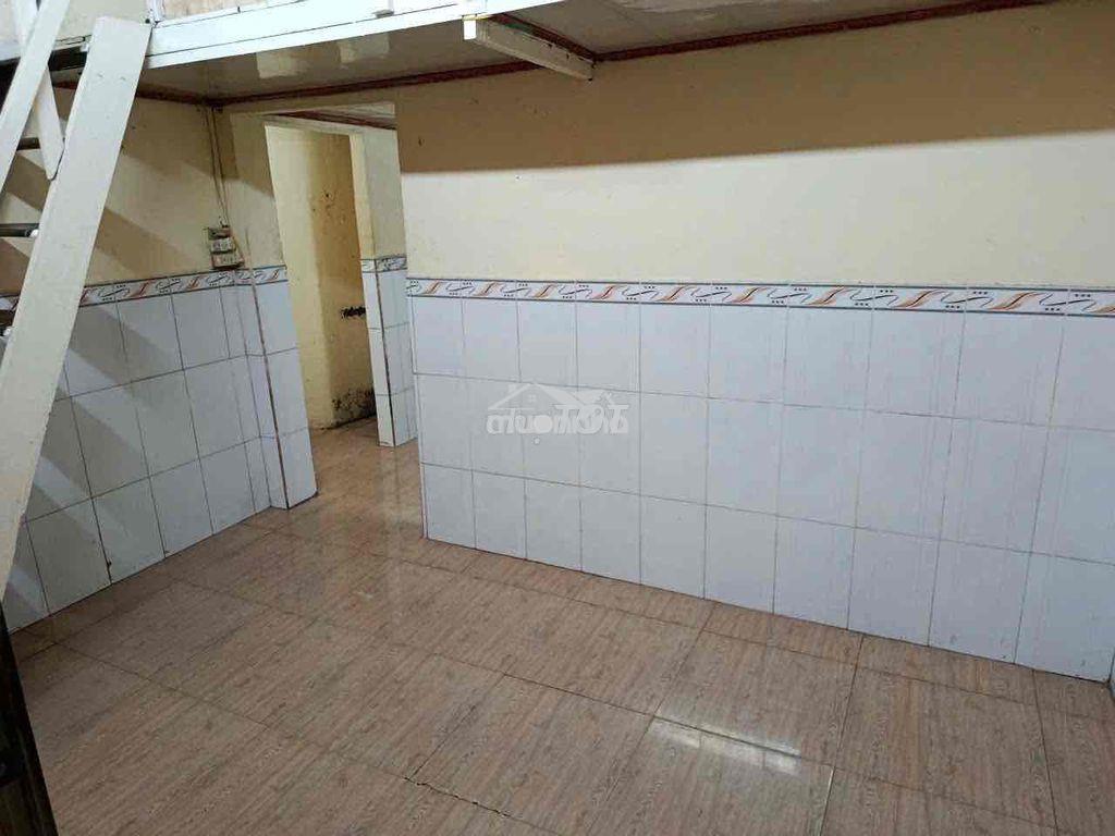 Bán gấp nhà cấp bốn :4,5x5,5 hẻm 266,tôn đản,p.8,q4(củ) - Ảnh 4