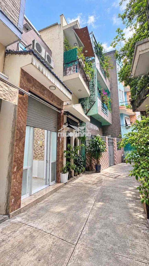 Nhà mới - hẻm 4m gần mt cách mạng tháng 8 quận 3 36m2 2 tầng 3 pn 12tr