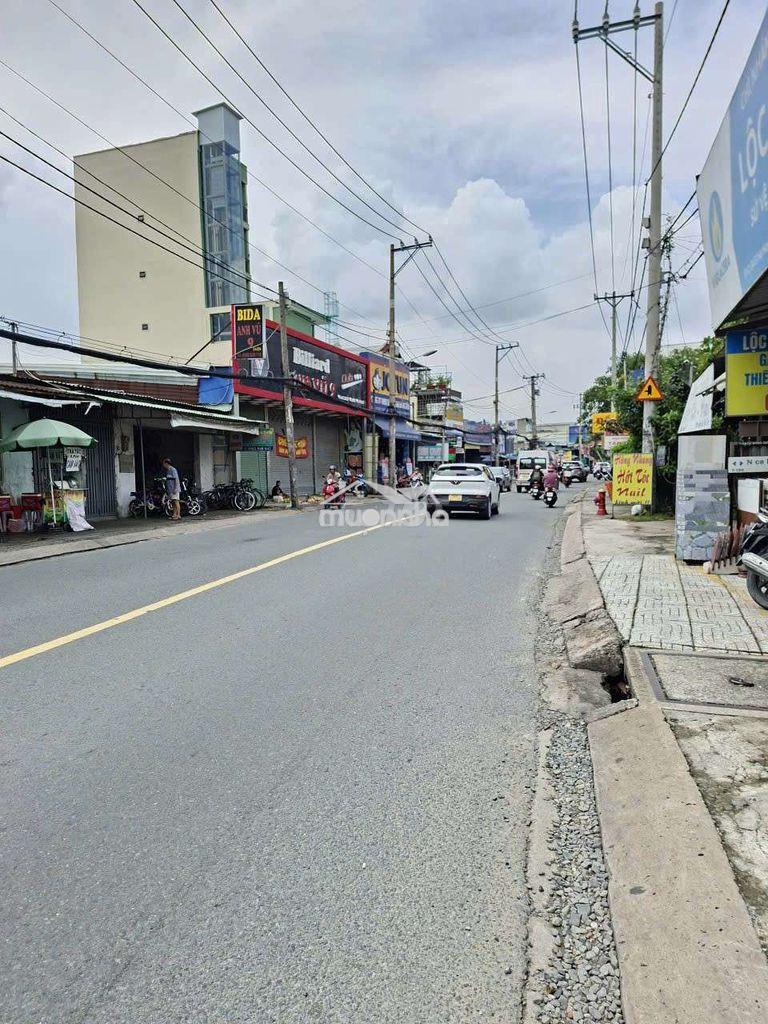 Nhà vườn trệt lửng 150m