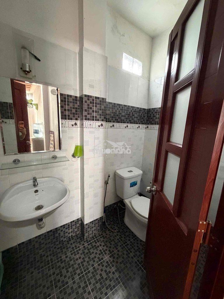 Nhà tô hiến thành - 4 x 10 , trệt 2 lầu sân thượng chỉ 5.8 tỷ - Ảnh 3