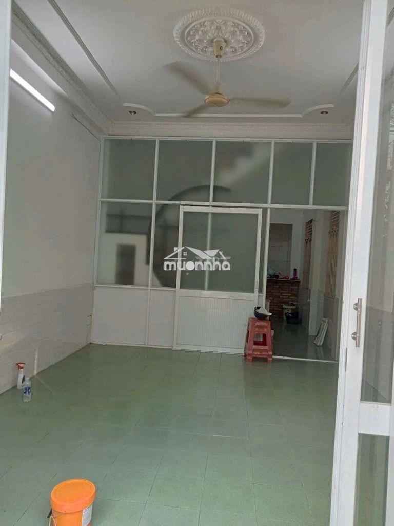 Cho thuê nhà ngay trường học cấp 2 đường thống nhất