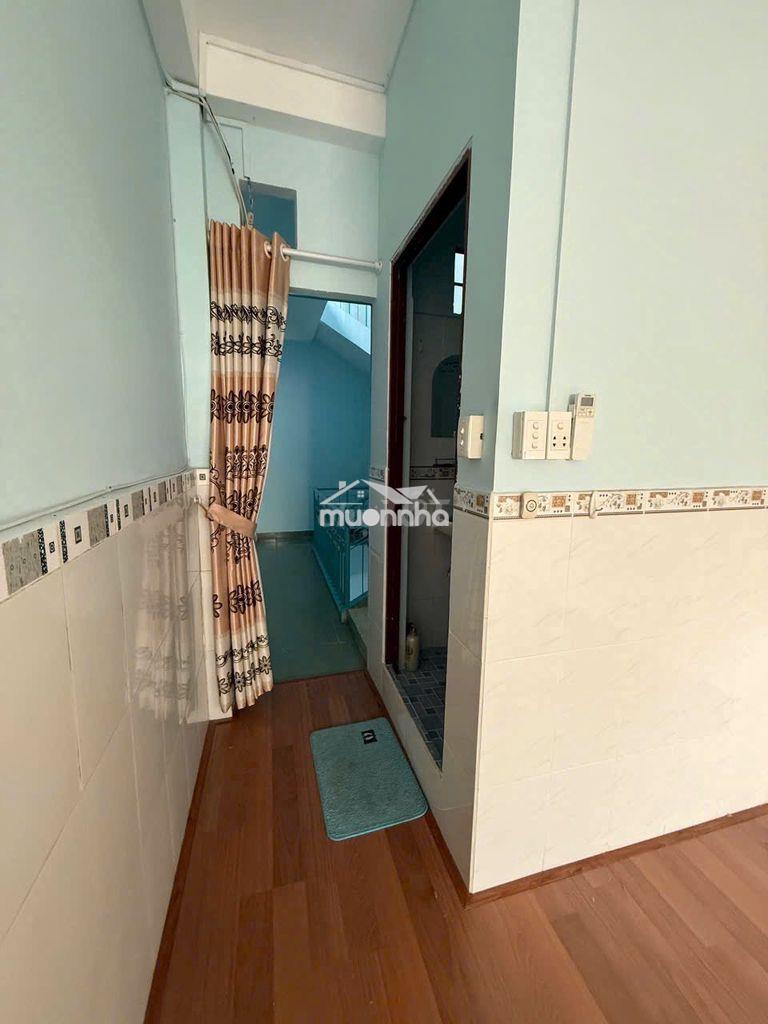 Nhà cho thuê gần chợ bàn cờ - Ảnh 4