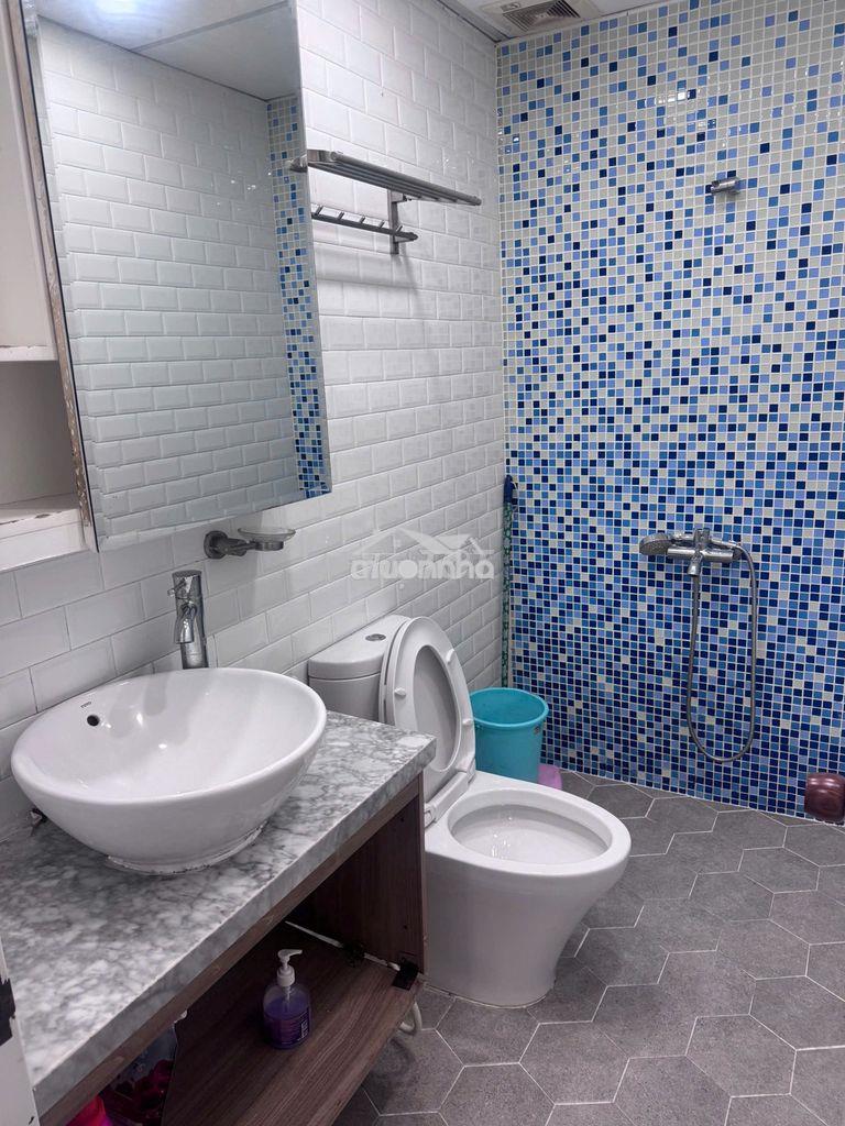 Bán chung cư bàu cát 2, thang bộ, lầu thấp đường hồng lạc 2 phòng ngủ - Ảnh 3