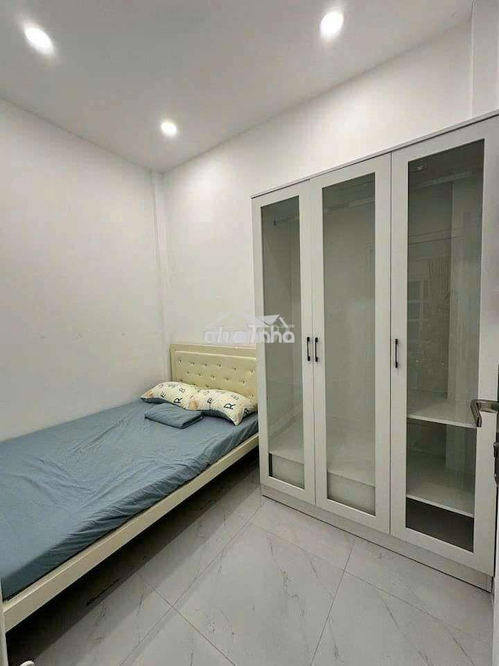 Cho thuê nhà nguyên căn hẻm cô giang, quận 1 - Ảnh 3