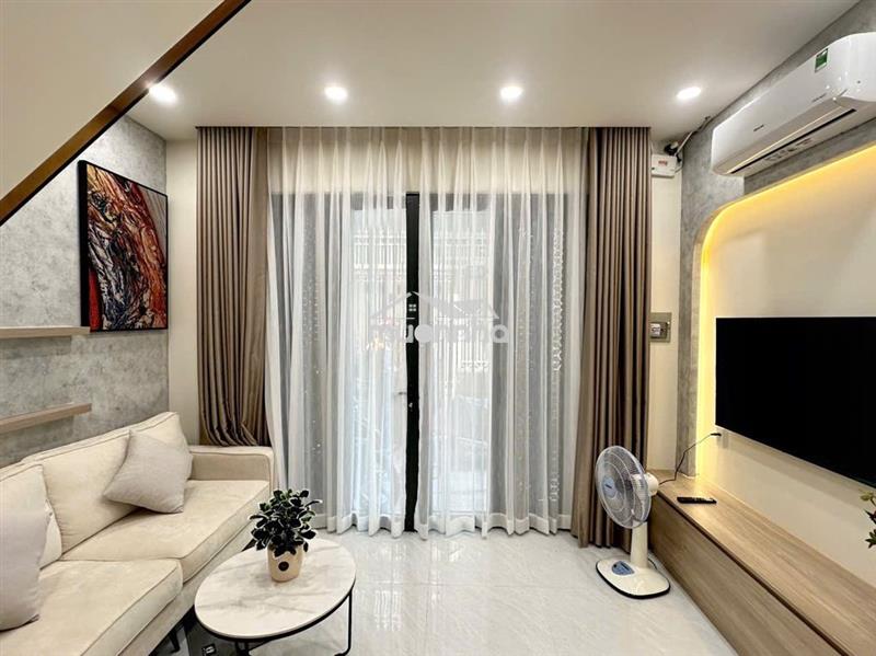 Cho thuê nhà hẻm 41 trần nhật duật, tân định, quận 1