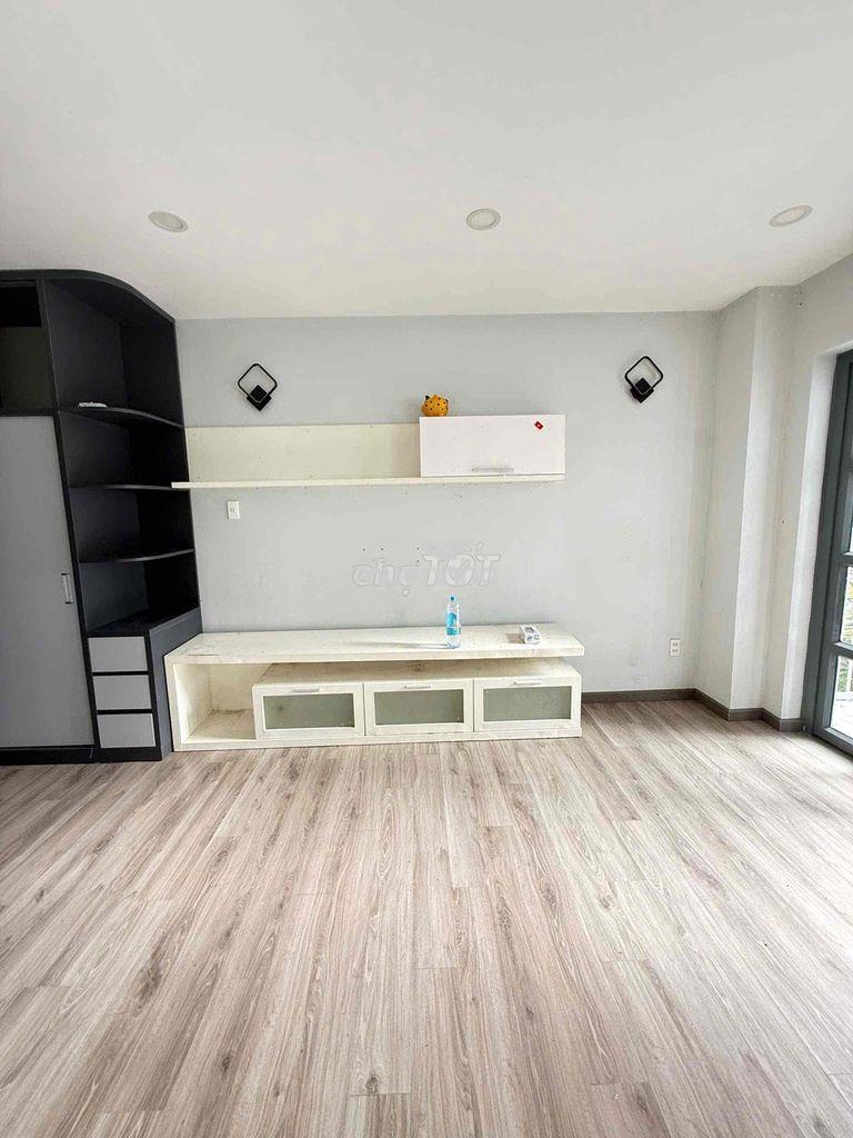 Cho thuê phòng có ban công, nhà wc, chổ để xe riêng. giờ giấc tự do - Ảnh 2